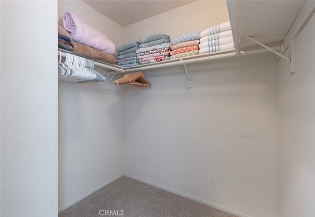 Building Photo - 25 Centre Ct