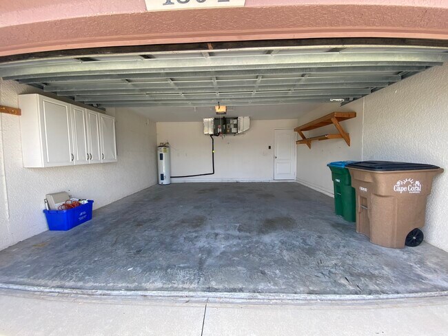 Building Photo - 1804 NW 1st Ave