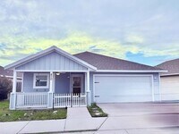 Building Photo - 470 SW 251st St