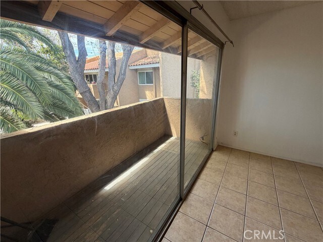 Building Photo - 1101 W Macarthur Blvd