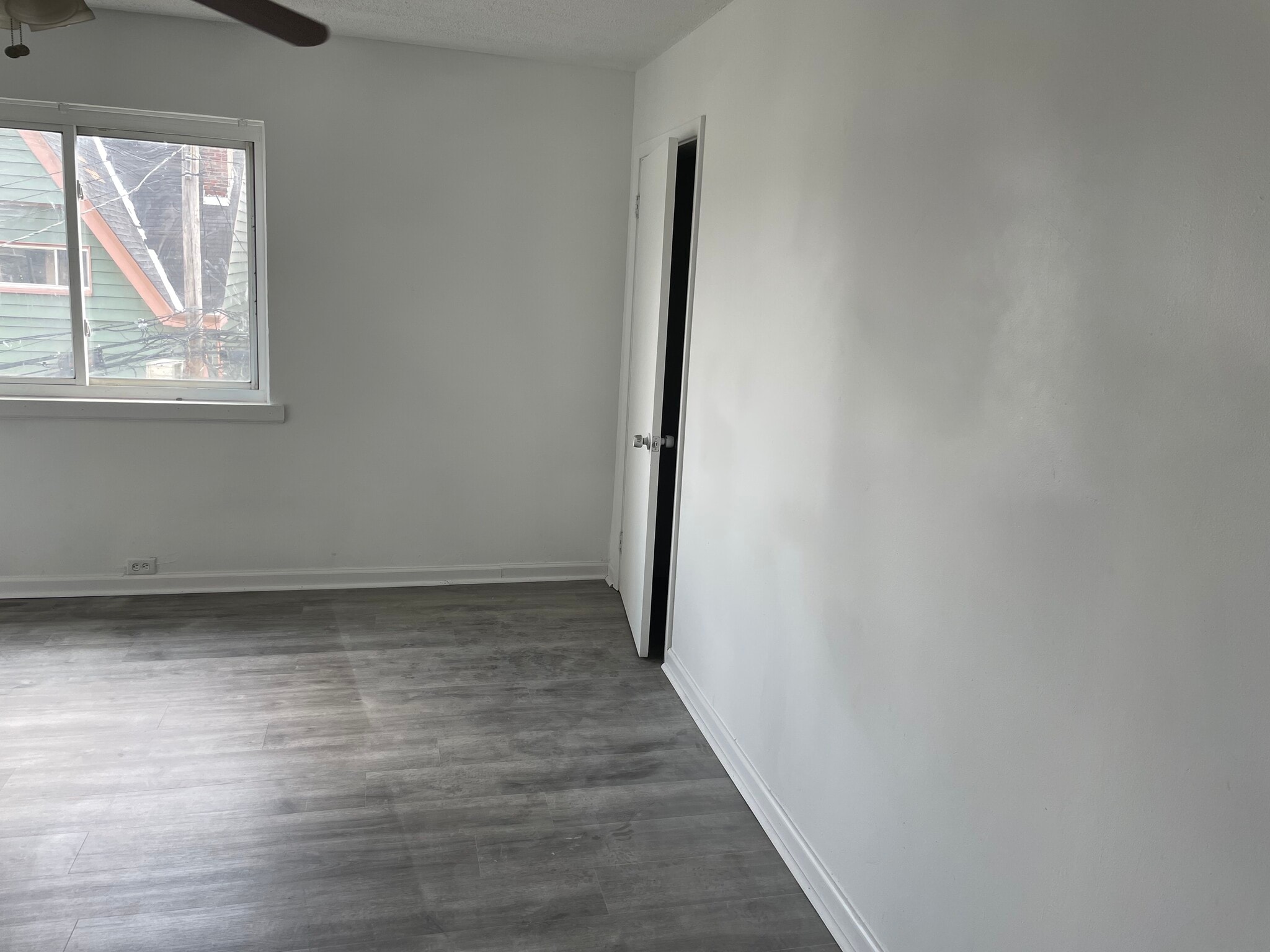 Bedroom 1 - 115 Beckert St