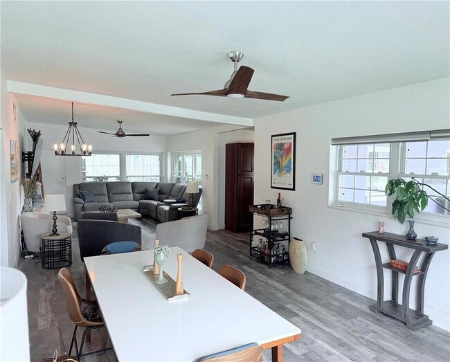 Building Photo - 808 Malone Dr