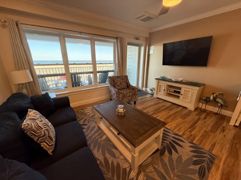 Building Photo - 315 Ocean Blvd