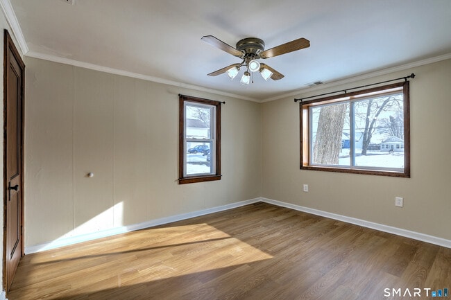 Building Photo - 127 Mulberry St