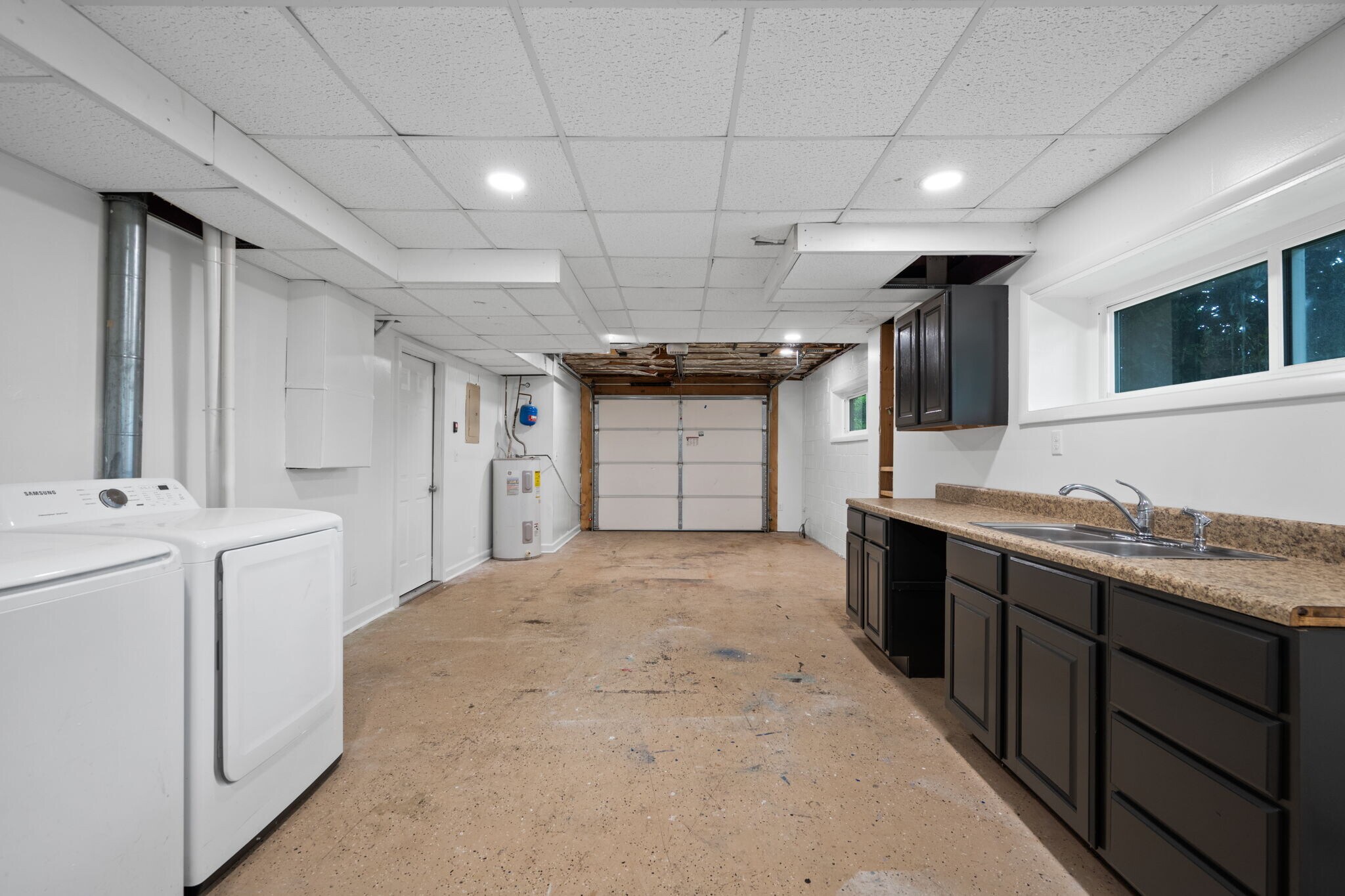 Building Photo - 3421 Betty Ln