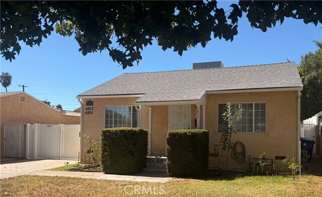 Building Photo - 6853 Matilija Ave