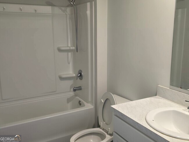 Building Photo - 404 Turpentine Trl