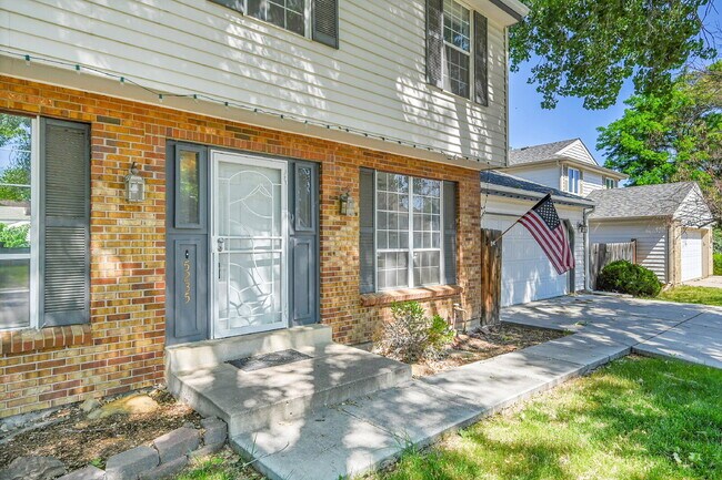 Building Photo - $2,795 - 3 Bed, 2.5 Bath Home with Central...