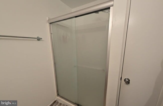 Building Photo - 407 Harrier Row