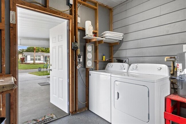 Building Photo - 1614 Myrtle Beach Dr