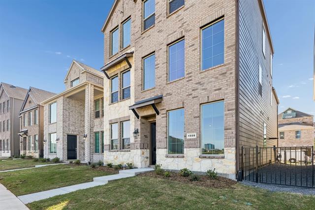 Building Photo - 1508 Lake District Dr