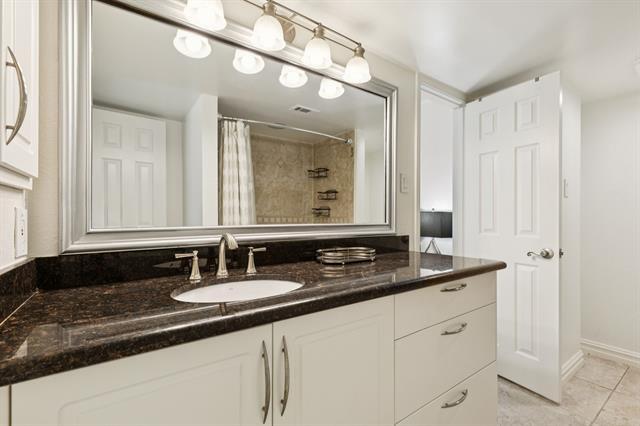 Building Photo - 2201 Wolf St