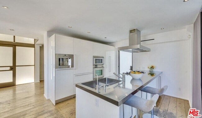 Building Photo - 11 Marine Terrace