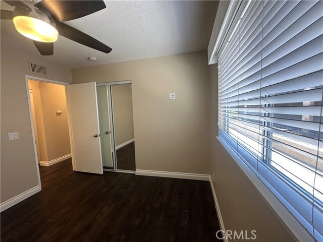 Building Photo - 5982 Amberdale Dr