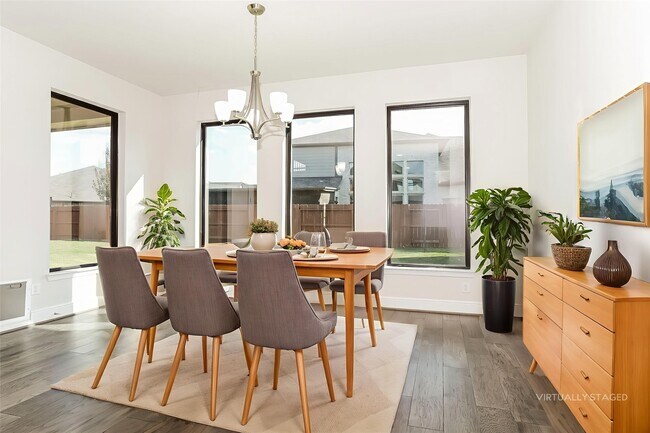 Building Photo - 30627 S Creek Way