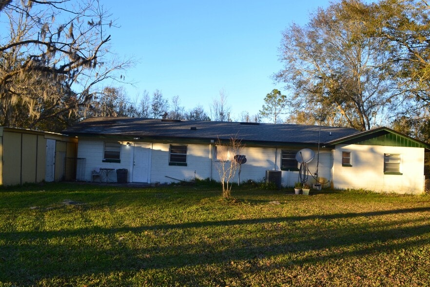 Building Photo - 3510 SE 139th St
