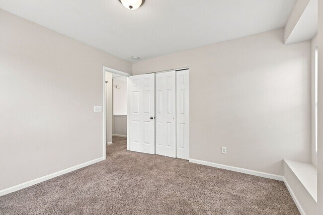Building Photo - 3742 Marshlane Way