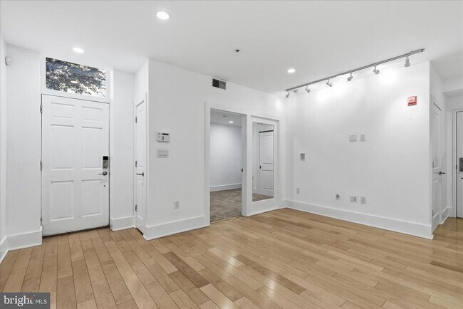 Building Photo - 2818 Connecticut Ave NW