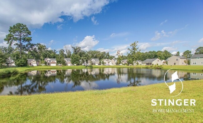 Building Photo - 4 Bedroom / 2.5 Bath Home For Rent in Shad...