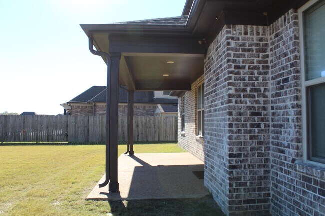 Building Photo - 148 Nugget Ln