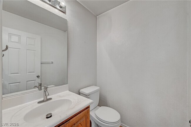 Building Photo - 9985 Big Bow Springs Ct