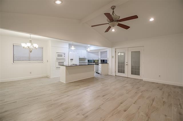 Building Photo - 3820 Flintridge Dr