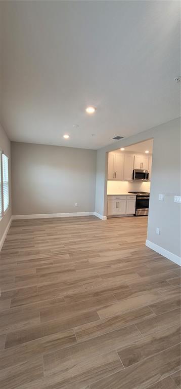 Building Photo - 5351 Bridge St