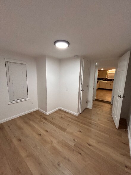 Building Photo - 1388 Hartsdale Dr