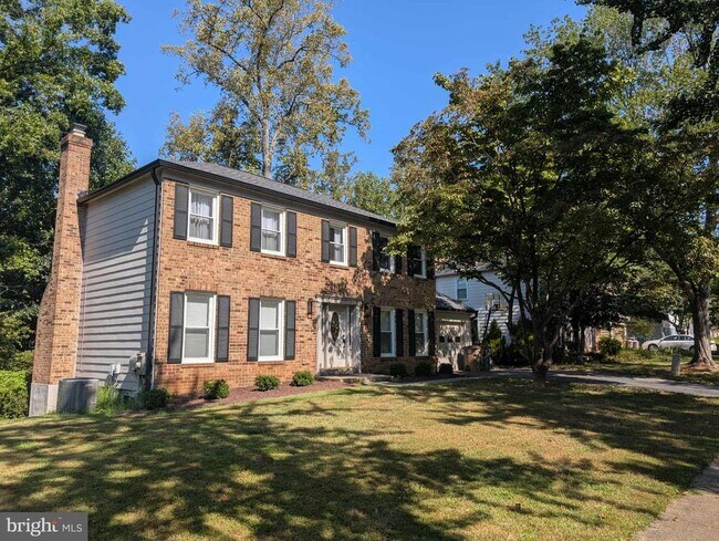 Primary Photo - 11 Starlight Ct
