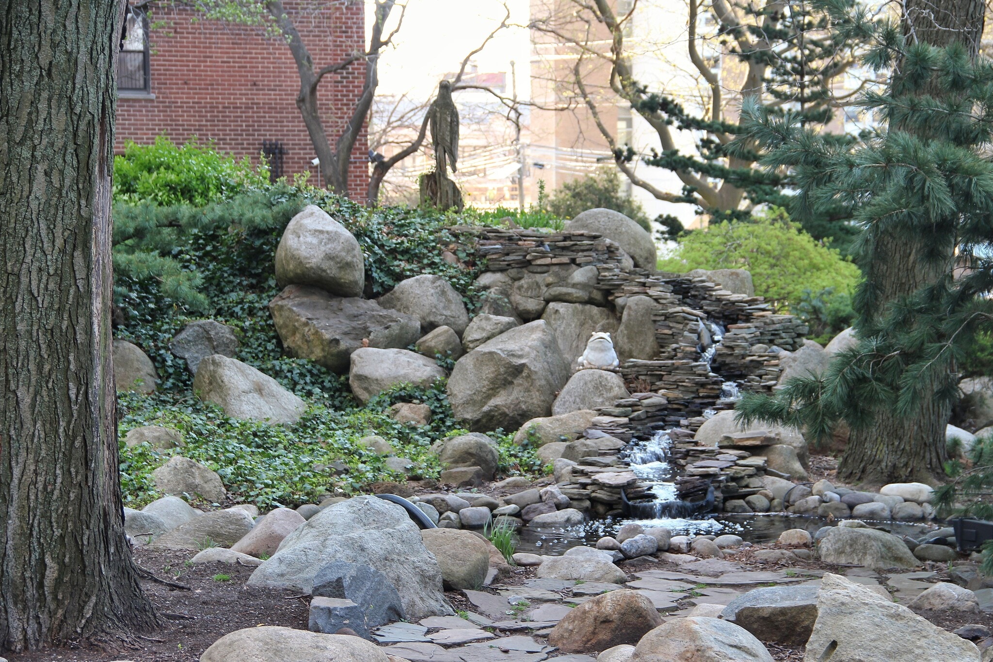 Building Photo - 10 Huron Ave