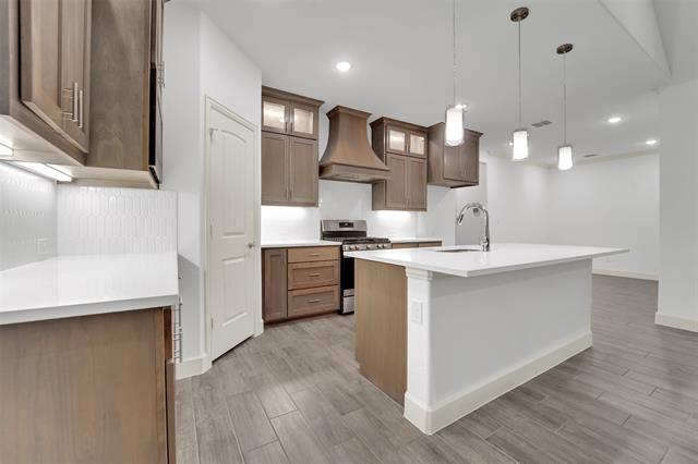 Building Photo - 117 Community Dr
