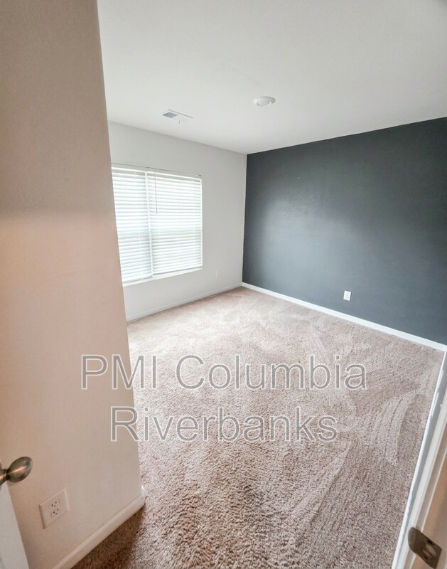 Building Photo - 218 Sundew Rd