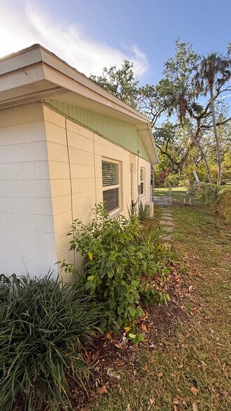 Building Photo - 2404 51st Avenue Ter W