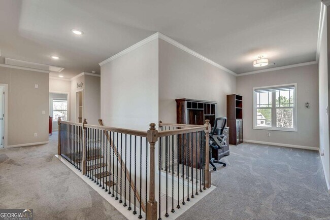 Building Photo - 7540 Carson Ct