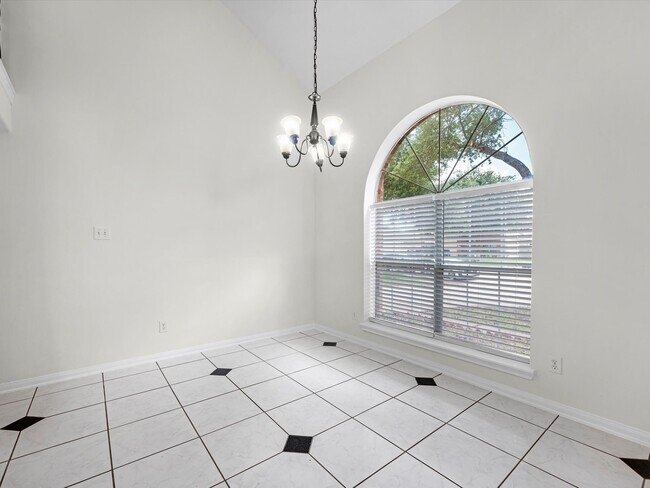 Building Photo - 15118 Gaines Meadow Ct
