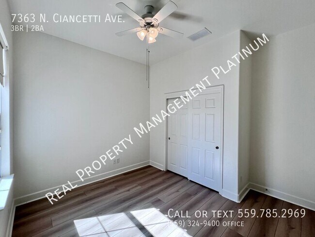 Building Photo - 7363 N Ciancetti Ave