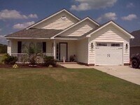 Building Photo - 3808 Sabre Ln