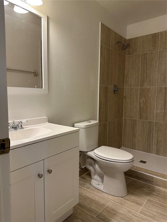 Building Photo - 6019 Scotchwood Glen