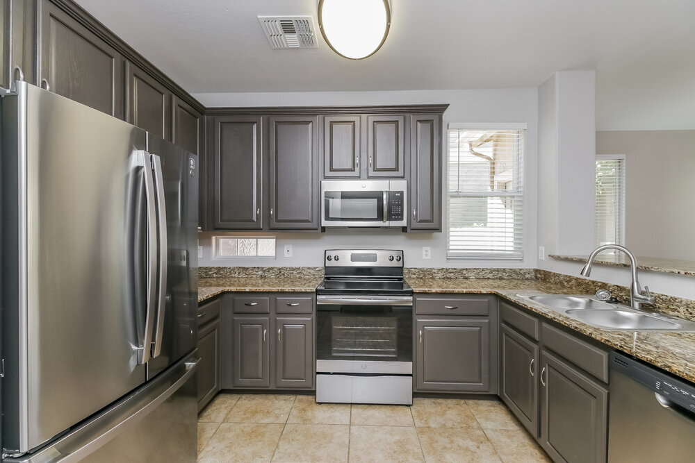 Building Photo - 10215 E Isleta Ave
