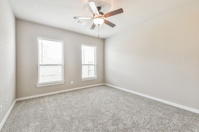 Building Photo - 122 Wickersham