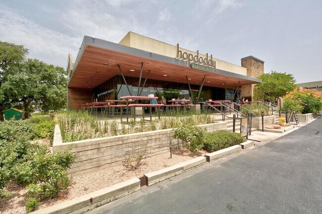 Building Photo - 7801 Shoal Creek Blvd