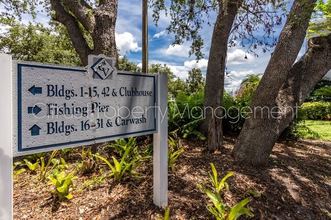 Building Photo - Lake Mary One bedroom Condo