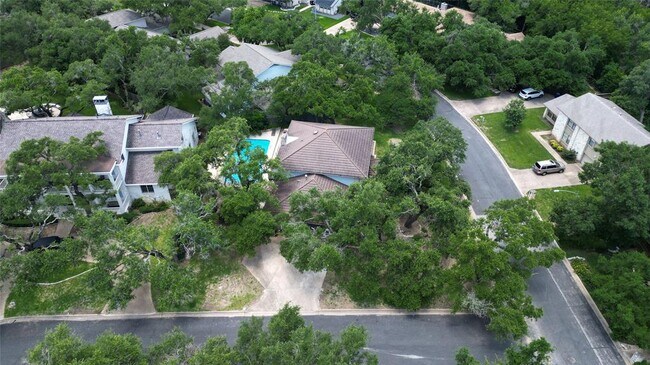 Building Photo - 7507 Stonecliff Dr