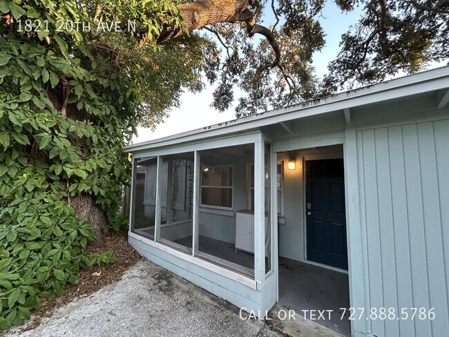 Building Photo - 1821 20th Ave N