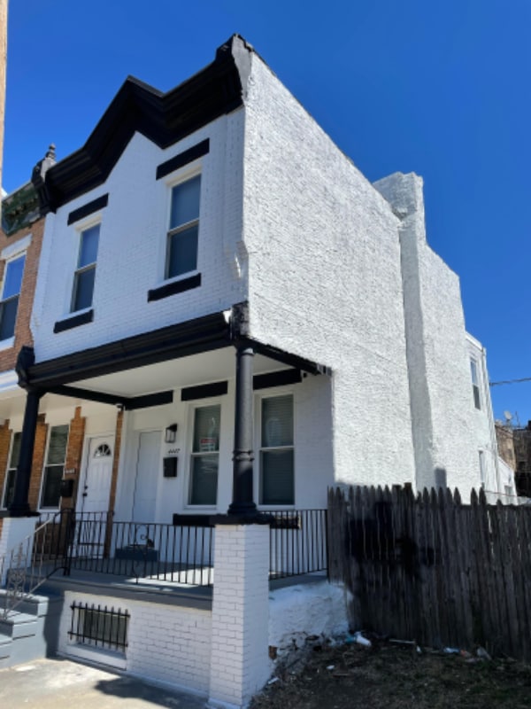 Building Photo - 4448 N 19th St