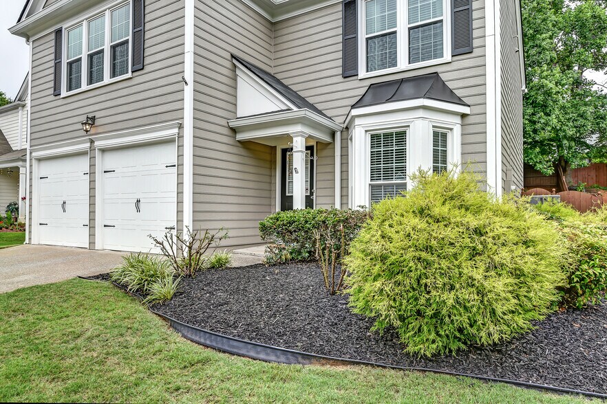 Building Photo - 6165 Pattingham Dr