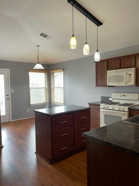 Building Photo - 3309 Barksdale Dr