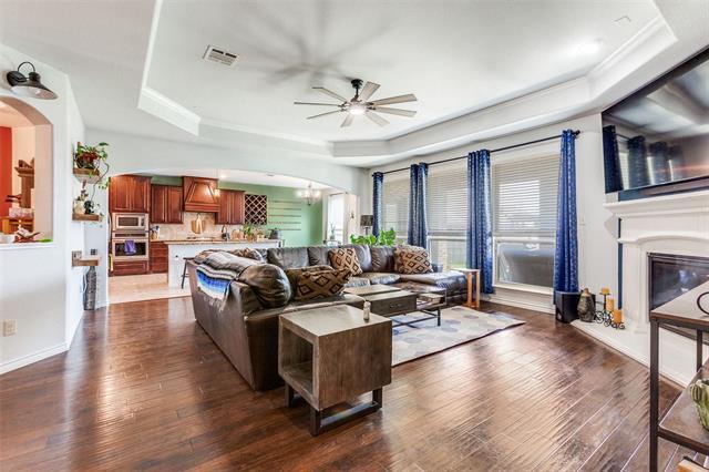 Building Photo - 3003 Lily Ln