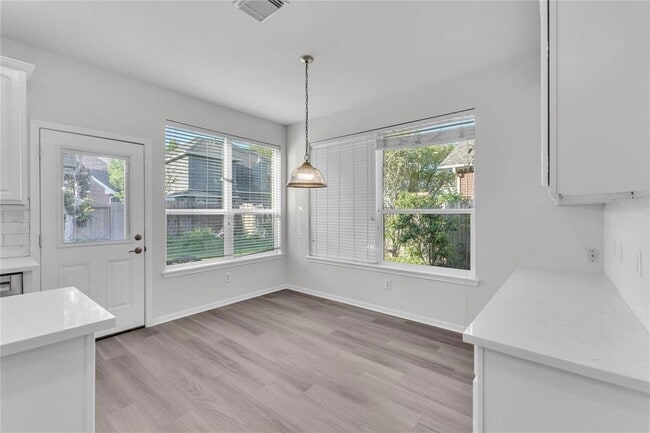 Building Photo - 5523 Santa Chase Ln