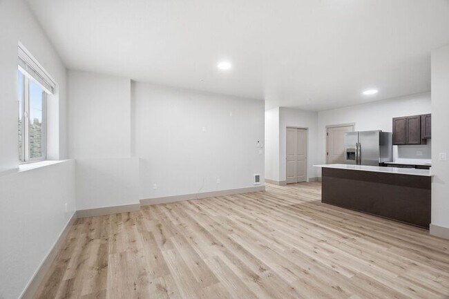 Building Photo - 1816 N 15th St